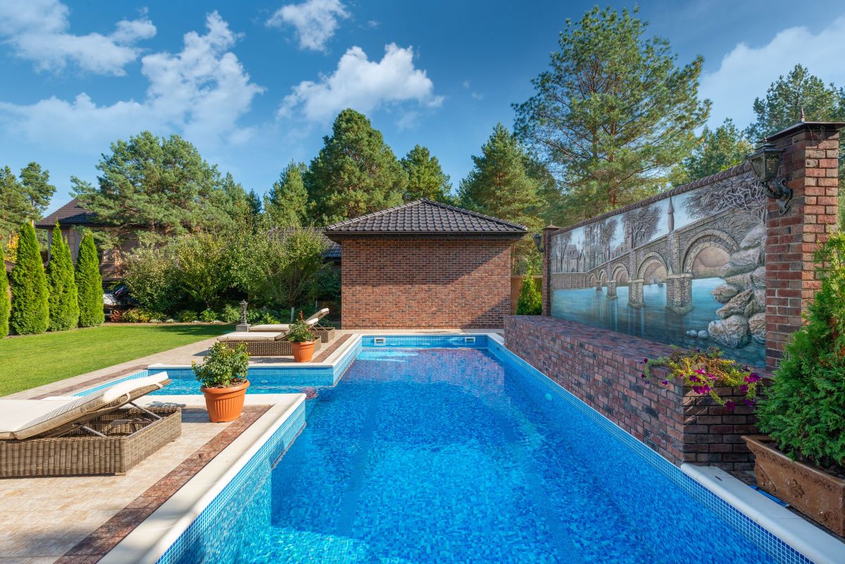 Piscine intégrée jardin paysager villa Sénégal