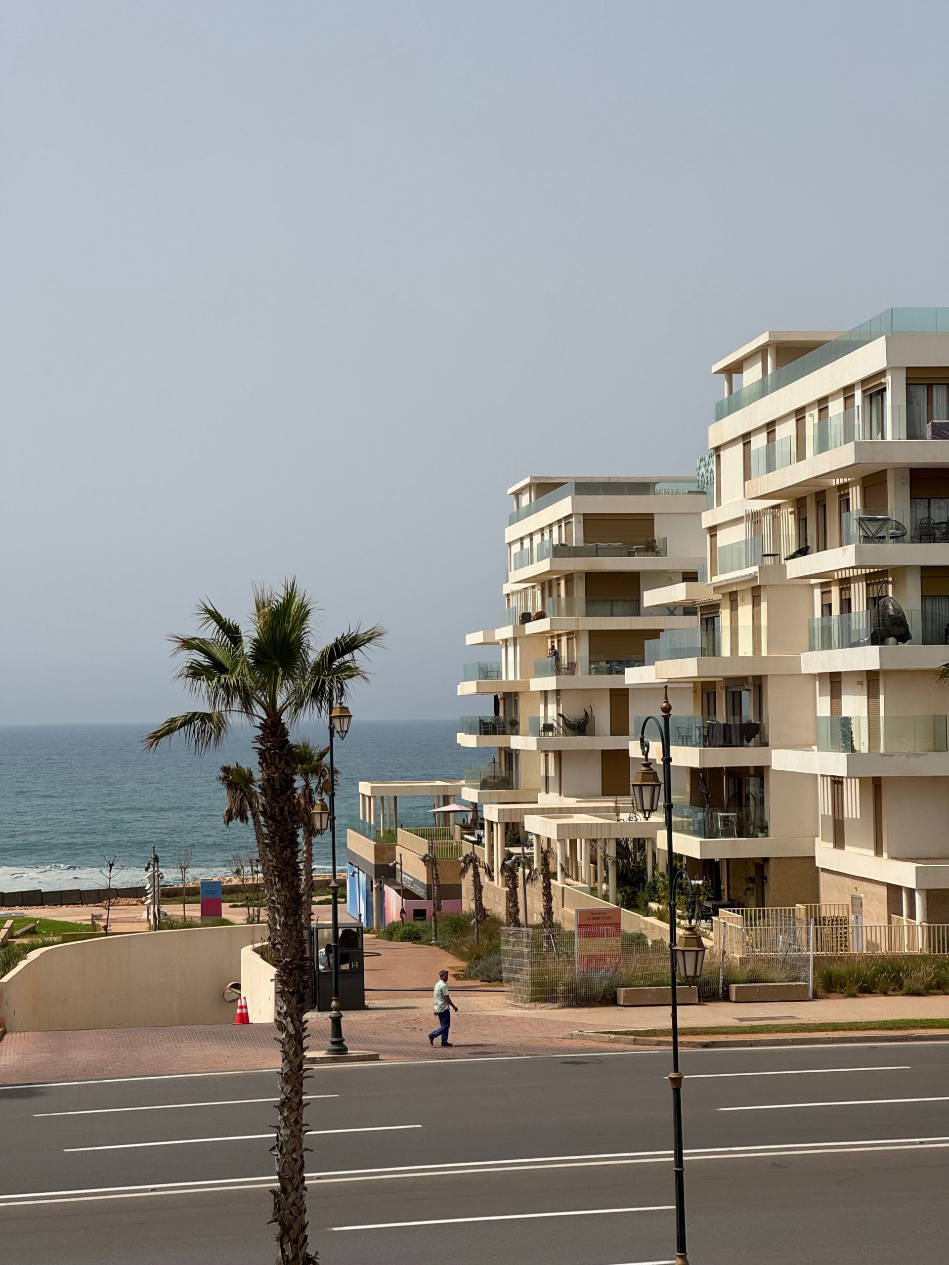 Immeubles résidentiels bord de mer Dakar quartier moderne