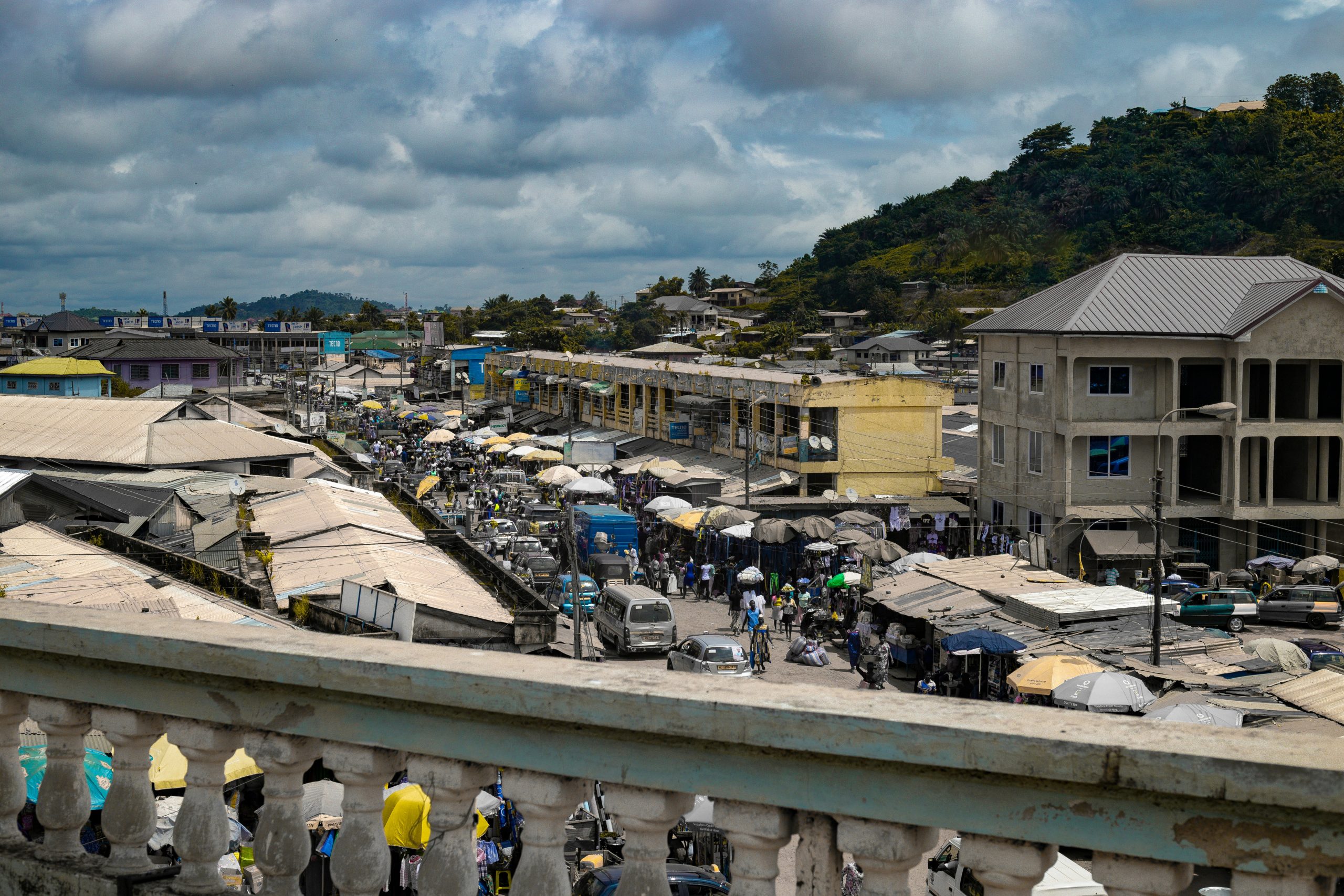 Marché central Thiès développement urbain construction Sénégal